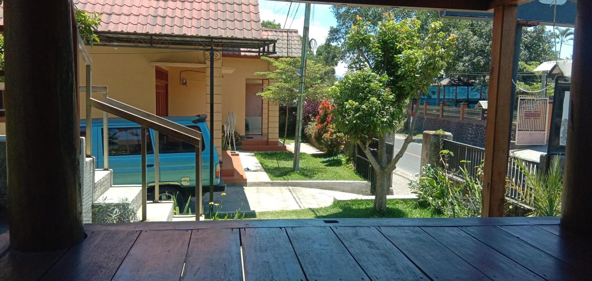 Radiya Guesthouse Сембалун Лауанг Екстериор снимка