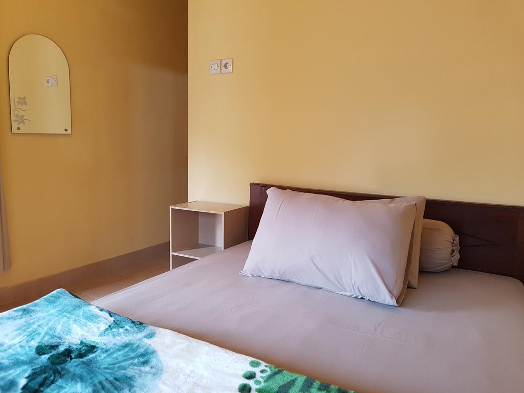 Radiya Guesthouse Сембалун Лауанг Стая снимка